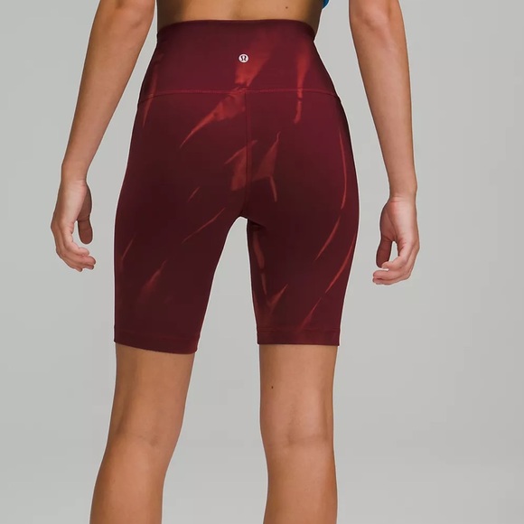 **BRAND NWT LuLulemon Wunder Under Shorts** - Picture 2 of 7